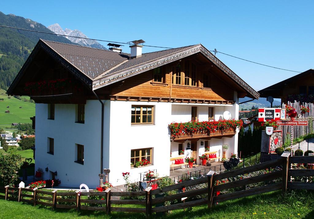 Alpenferienwohnung Strickner Neustift im Stubaital Pokoj fotografie